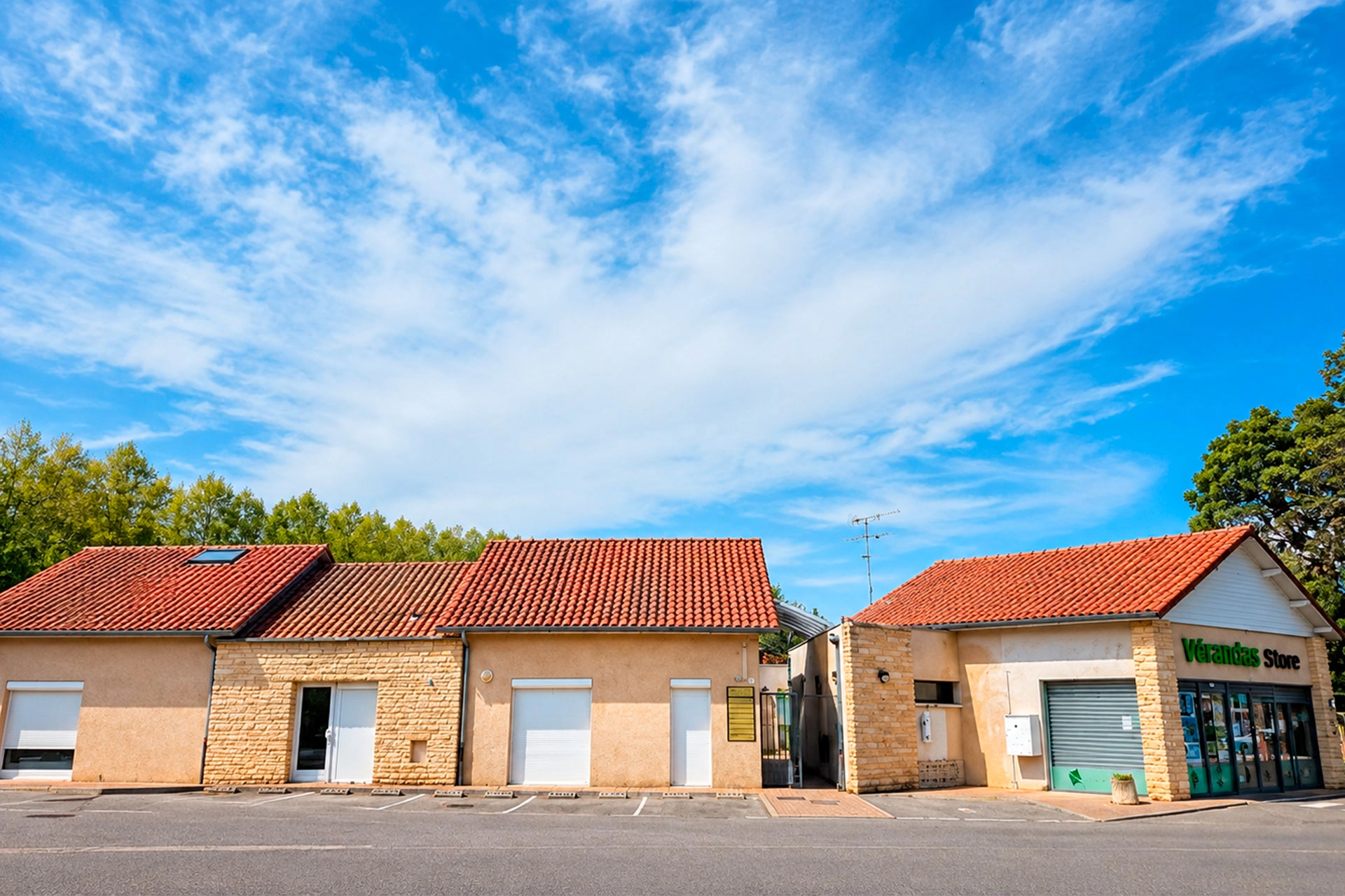 Photo du bâtiment du centre de santé du Marais de Saint-Alban-de-Roche